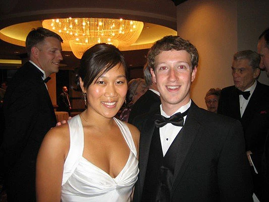 Oženio se kreator Facebooka Mark Zuckerberg
