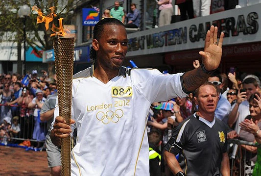 Drogba nosio olimpijsku baklju