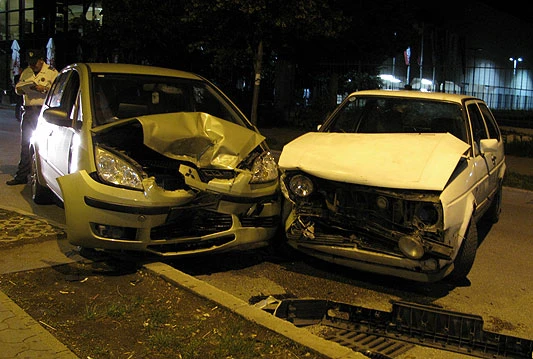 Težak sudar kod Mercatora, troje ozlijeđenih
