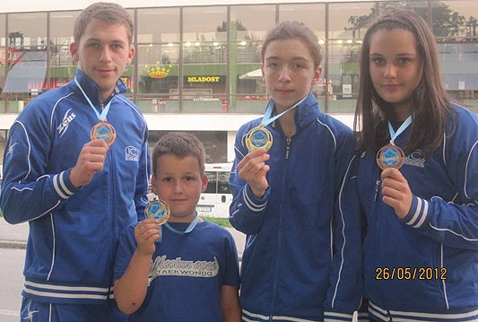 Andrea Begić zlatna u Karlovcu