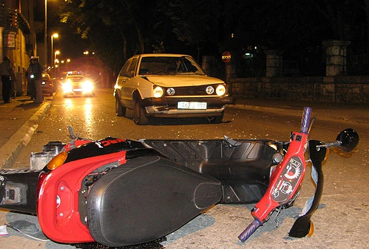 Mostar: Nesreća u Titovoj ulici, dvoje teško ozlijeđenih