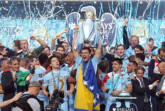 Edin Džeko dao 25.000 eura za liječenje bolesnog Alena (17)