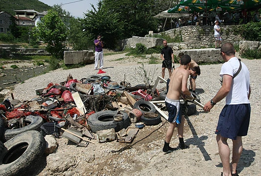Održana akcija čišćenja Neretve i Radobolje