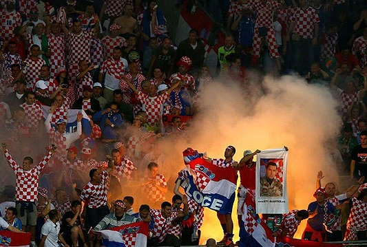 Kazne za hrvatske navijače