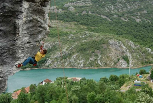 Krajem lipnja 14. penjački memorijal u Drežnici