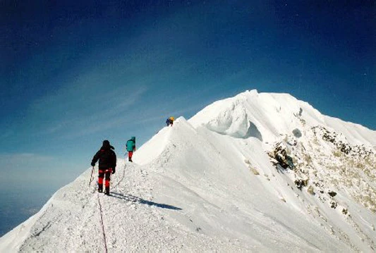 Četiri japanska alpinista nestala pod lavinom u Kanadi