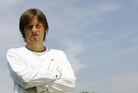 Rosicky u Pragu zbog ozljede