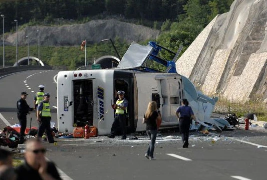 Jedna djevojčica u komi, druga pri svijesti