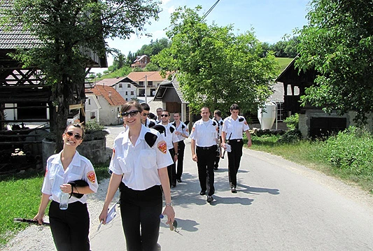 Hrvatska glazba Mostar i Mostarske mažoretkinje za vikend bili u Sloveniji