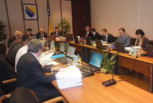 Prihodi institucija u prva tri mjeseca 190.740.904, rashodi 194.454.658 KM
