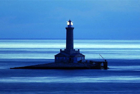 U Bihaću otvorena izložba fotografija hrvatskih svjetionika