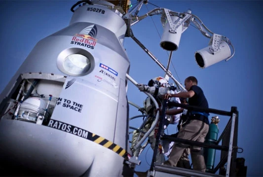 Red Bull Stratos: Baumgartner uspješno izveo testi skok na visini od 29,455 metara
