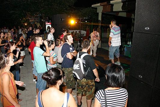 Završio Sat'rashni festival, slijede skokovi i koncert Zostera