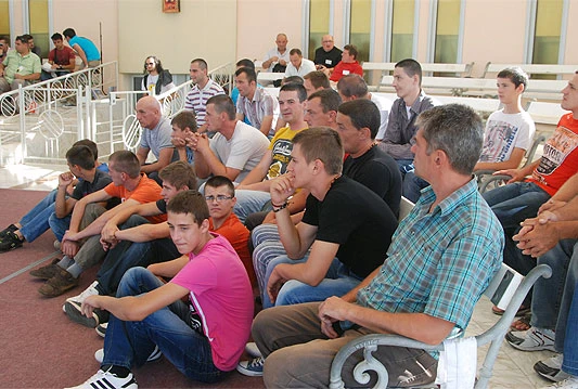Predstavljena zajednica koja pomaže mladima ovisnima o drogi, igrama na sreću i računalima