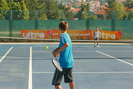 Sportske igre mladih održane u Širokom Brijegu, Livnu i Mostaru