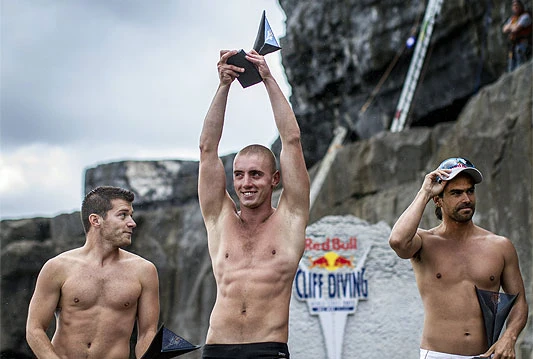 Artem Silchenko pobijedio u Irskoj, Duque vodi u ukupnom poretku