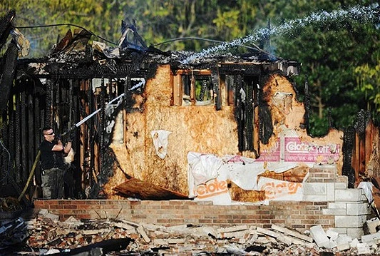 Zapaljena džamija u Kansasu
