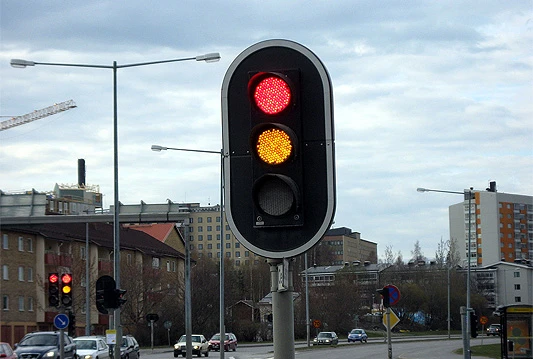 U završnoj fazi postavljanje LED semafora u Tuzli