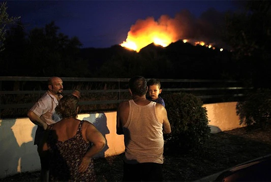 Požar na Svetoj gori u blizini Hilandara