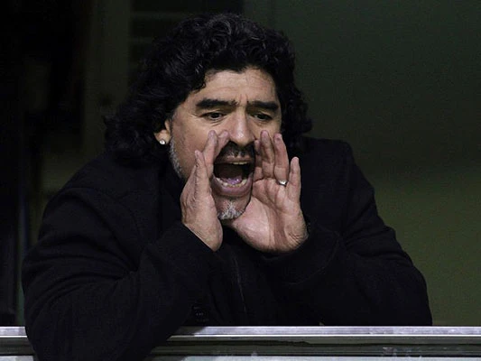 Maradona bi trenirao Kineze