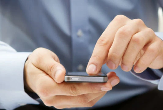 Zabrinjavajući broj ljudi ovisan o mobitelu