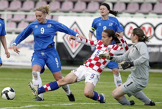 Hrvatska ženska nogometna reprezentacija na pripremama u Čitluku