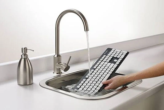 Logitechova tipkovnica za fanatike čistoće