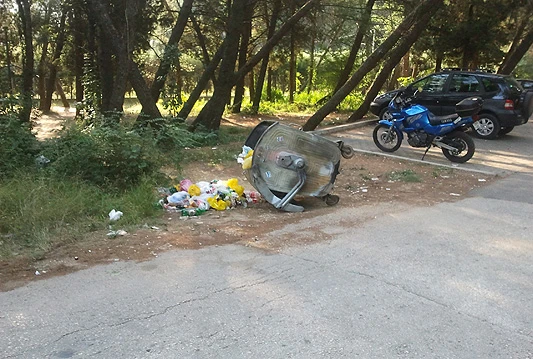Problemi s kontejnerima na Bijelom Brijegu