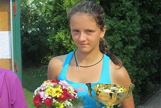 Viktoria Kuzmova i Nino Serdarušić pobjednici ''2nd Mostar Open 18&U 2012''