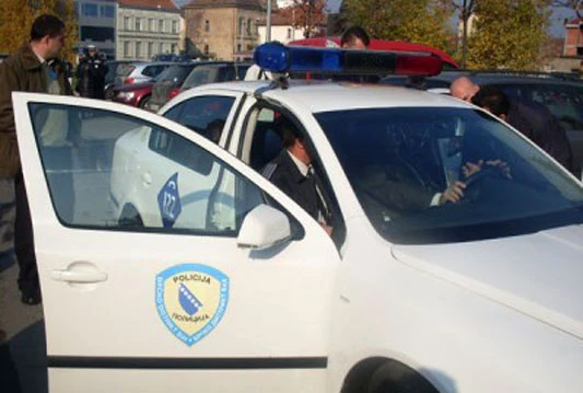 Učenici se našalili sa policijom i osobljem škole: Lažna dojava o bombi