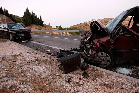 Izravan sudar automobila na Žovnici, pet osoba ozlijeđeno