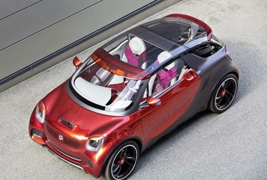 Smart ForStars Concept: Premijera na autosalonu u Parizu
