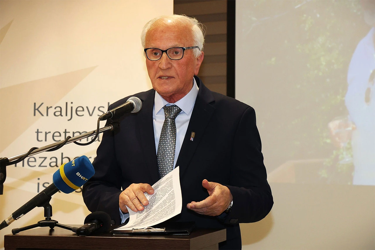 Muselimović predstavio knjigu u Mostaru: ''Osjetio sam potrebu napisati ono što sam smatrao da sam trebao napisati''