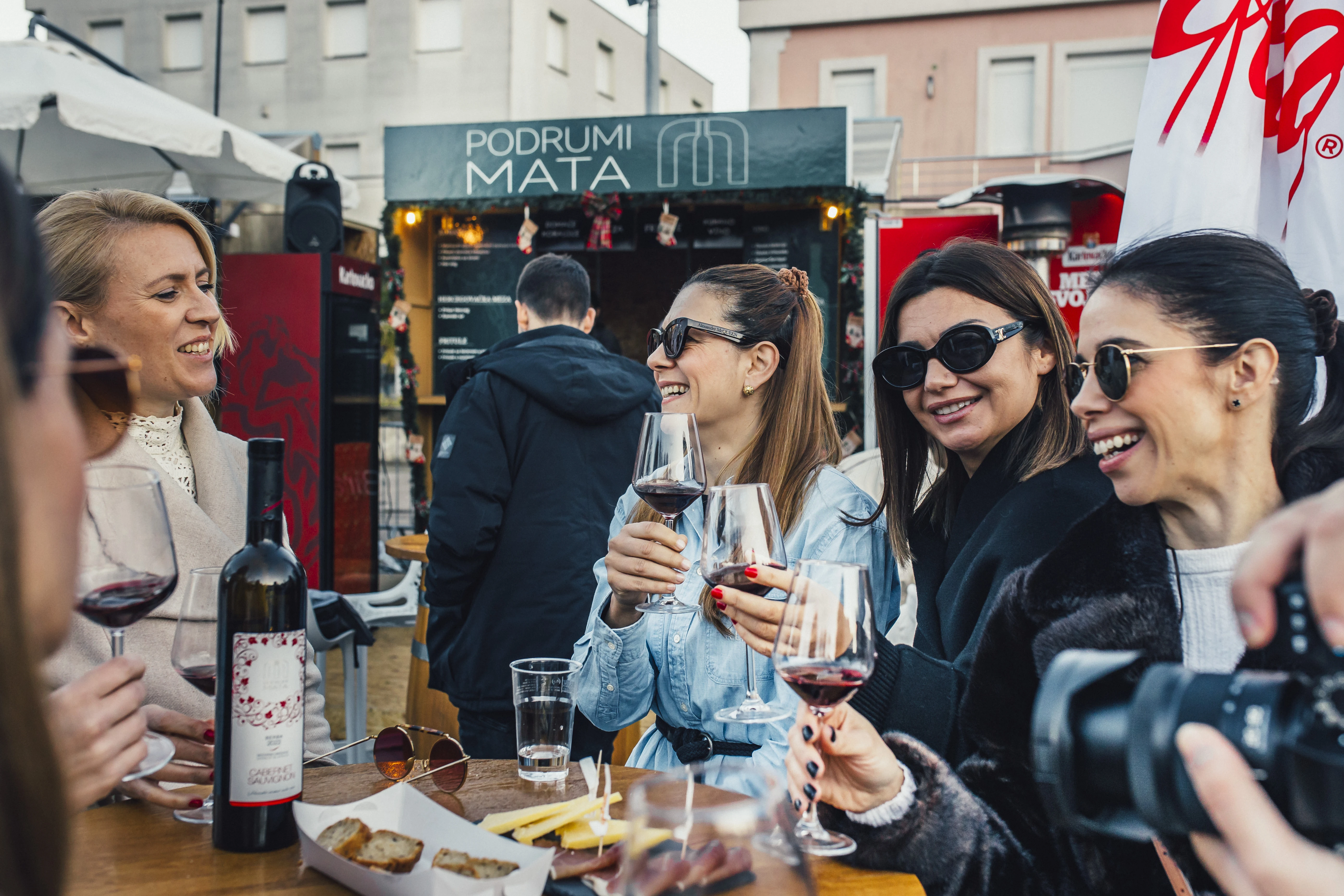 Vrhunska vina i delicije Podruma Mata na Mostarskom Adventu