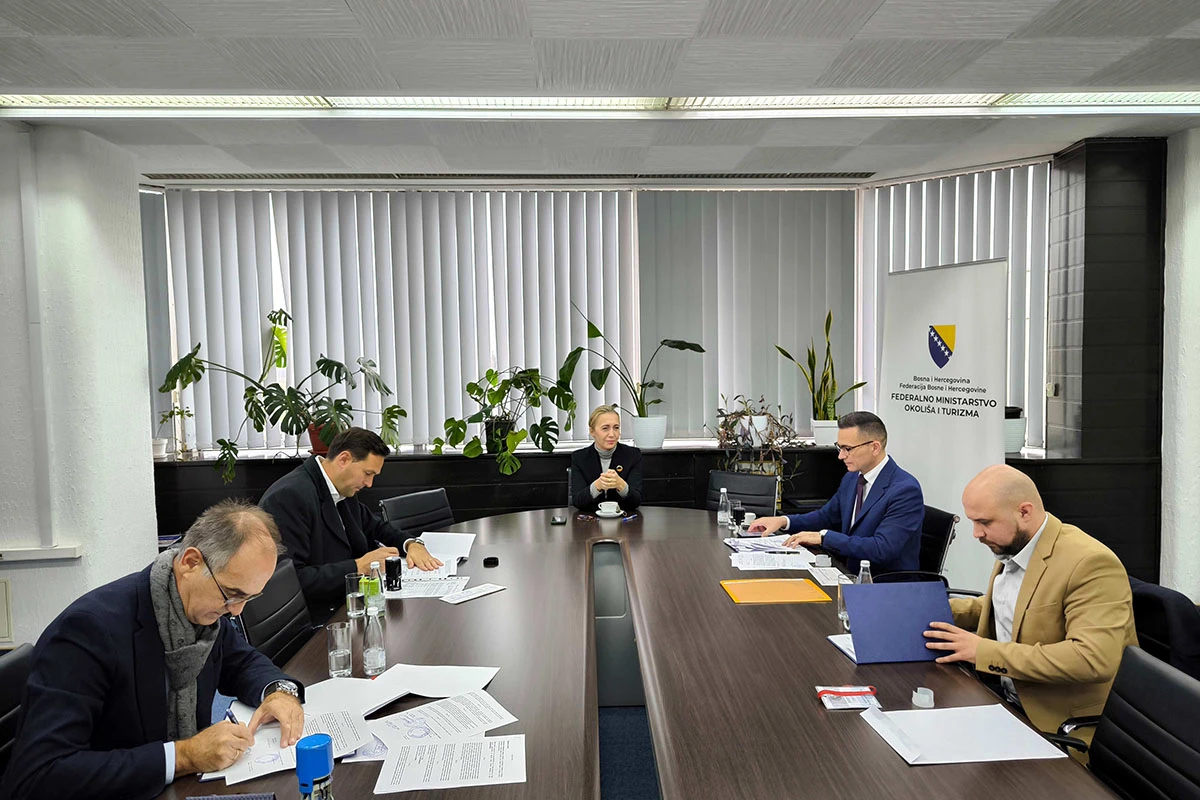 Potpisani ugovori: Milijun KM za zaštitu okoliša u Federaciji BiH