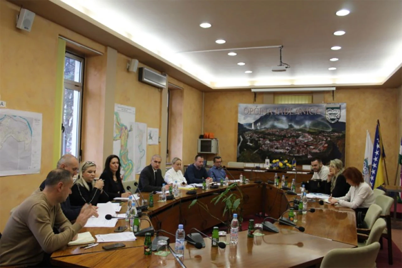 Jablanica - predstavljeni modeli stambenog zbrinjavanja za obitelji nastradale u poplavama