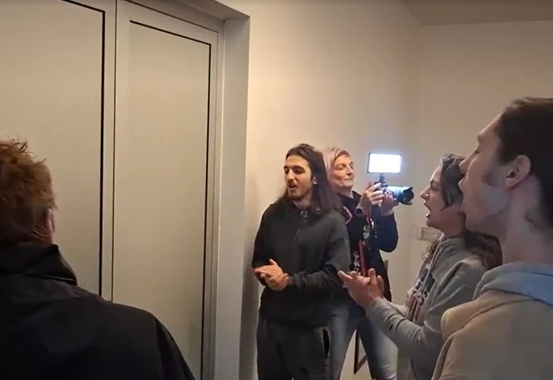 VIDEO | Studenti upali u Rektorat, rektor se zaključao