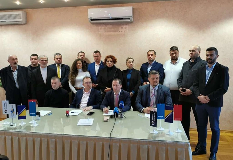 PoMAK, SDP, NiP i SBiH potpisali sporazum i formirali većinu u Gradskom vijeću Bihać