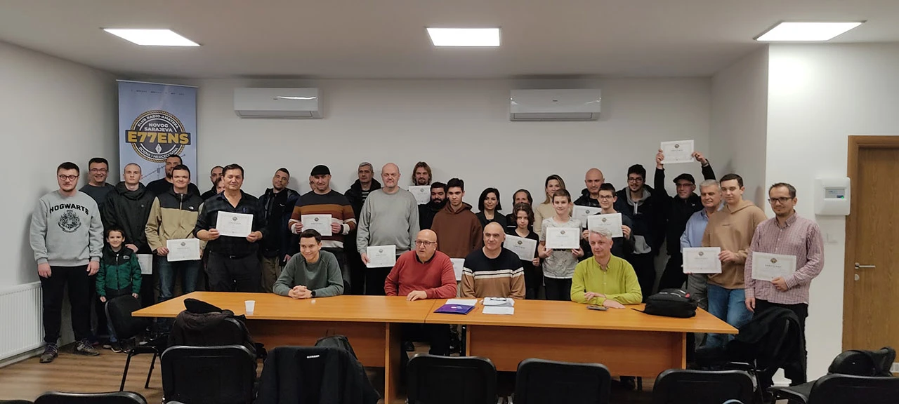 Radioamaterizam sve popularniji kod svih uzrasta i spola