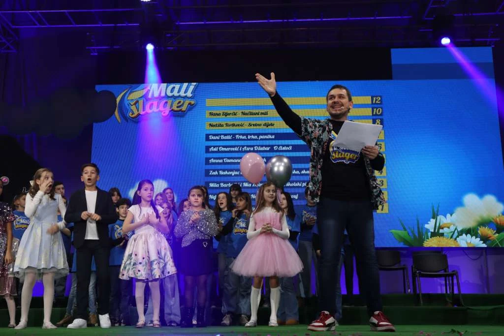 VIDEO | Nakon 18 godina pauze održan Mali šlager