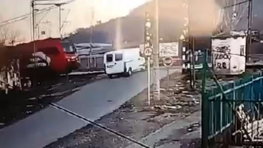 Željeznička nesreća u Rakovici (Srbija): Poginuo muškarac, djevojčica ozlijeđena