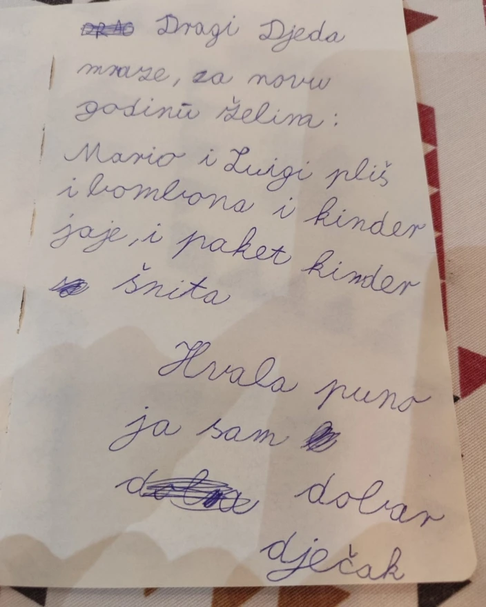 Dirljiva priča iz Jablanice: Maleni dječak dao pismo s željama predsjedniku udruženja Pomozi.ba
