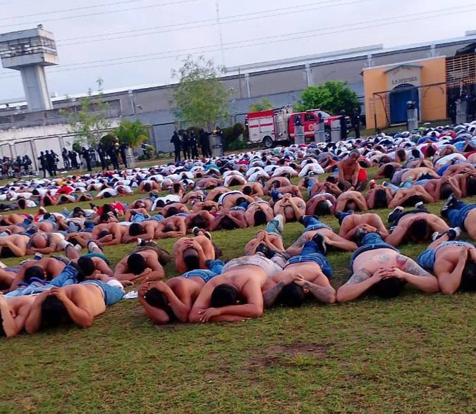 U zatvorskoj pobuni ubijeno sedam zatvorenika
