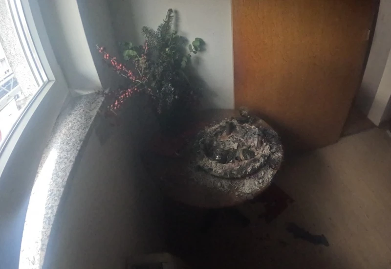 Vatrogasci upozoravaju: Zbog adventskih vijenaca samo u nedjelju zapalila su se tri stana