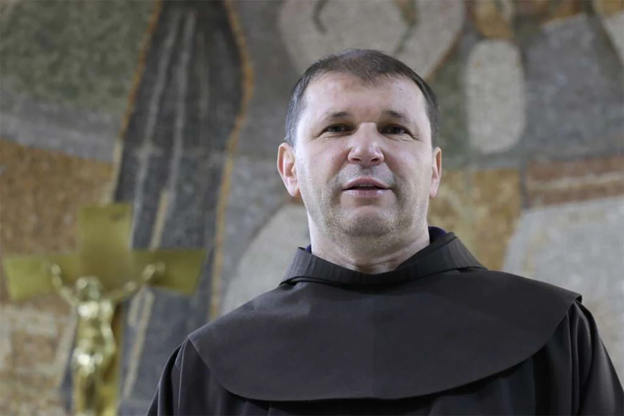 Fra Stipo Alandžak: Okrenemo se jedni prema drugima, pokušajmo zavoljeti čovjeka pored sebe