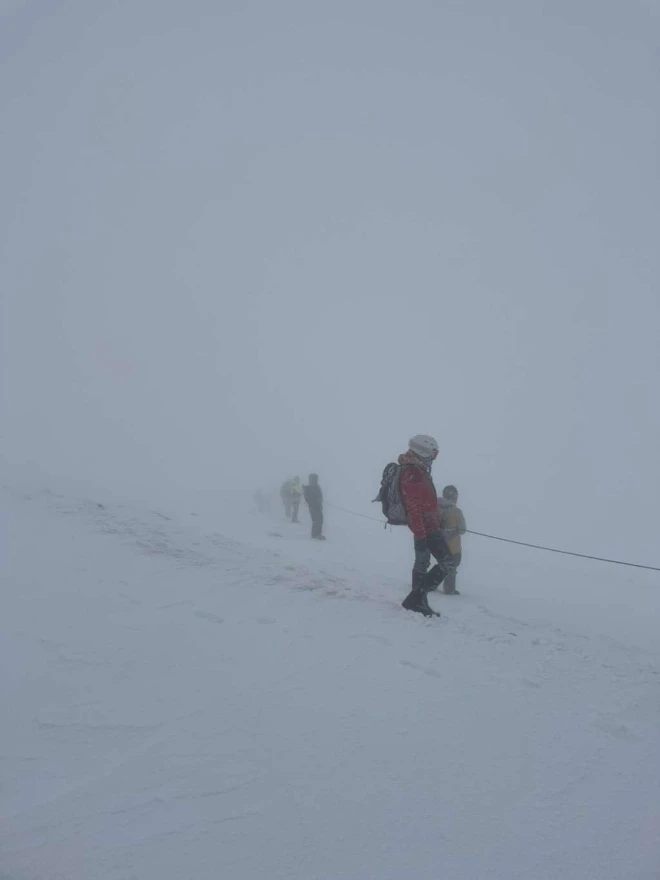 Potraga za meteorologom na Bjelašnici obustavljena za danas 