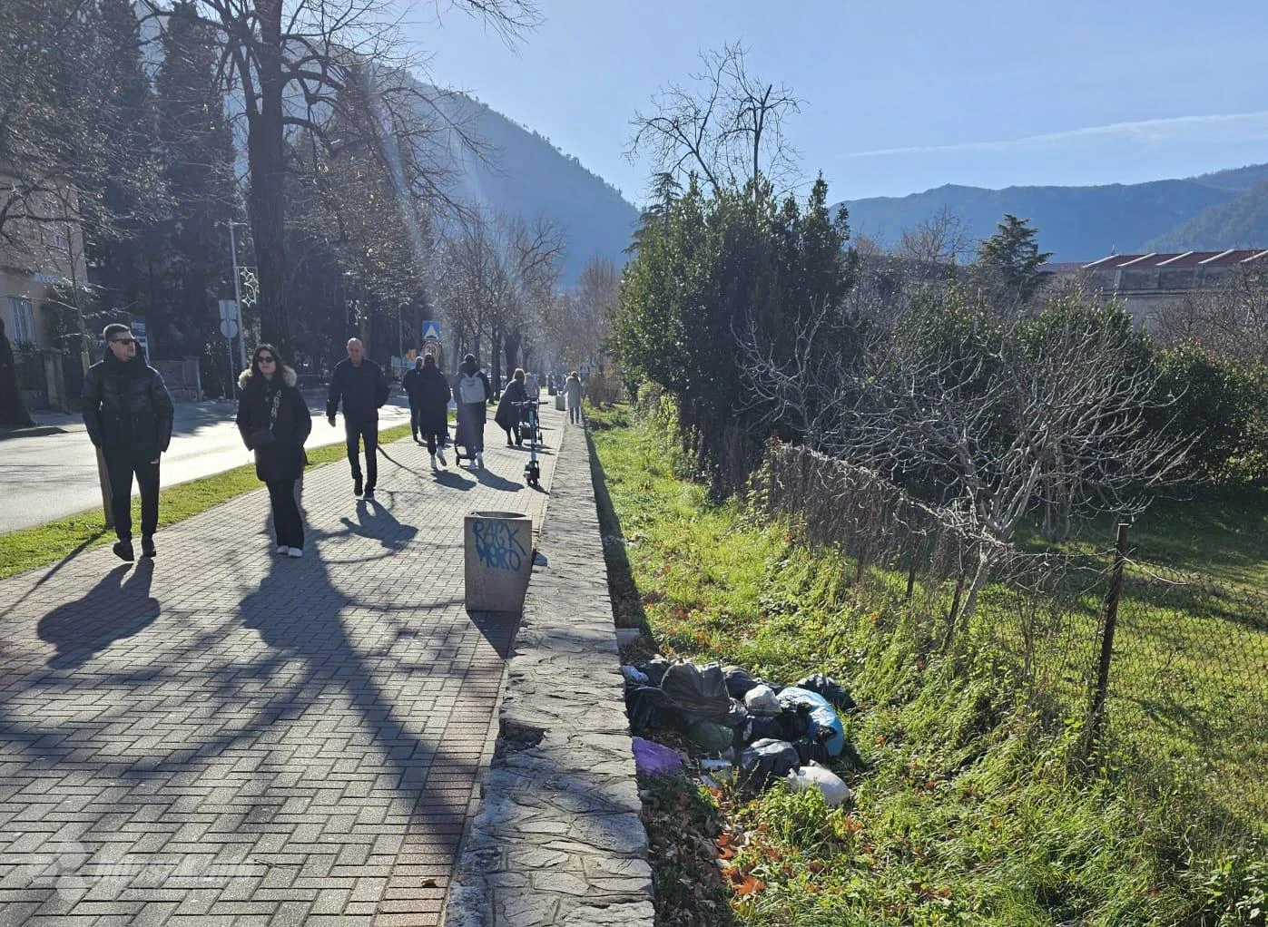 Mostar: Mala deponija koju je stvorio nemar