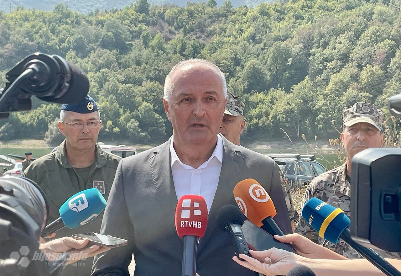 Helez: Previše dugo je Vučić vladao na temeljima nacionalističke mržnje prema drugima