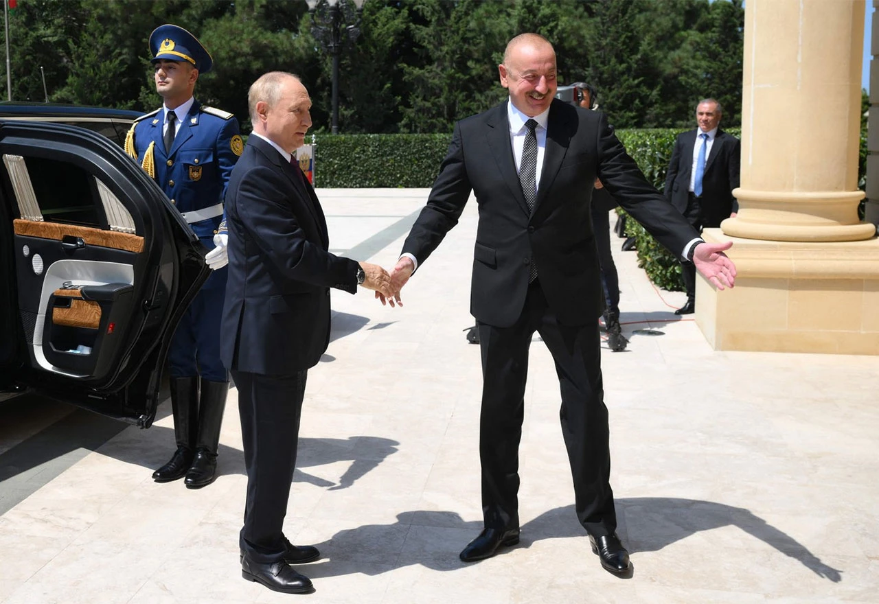 Putin se ispričao zbog tragedije: Avion srušen tijekom odgovora na ukrajinske dronove
