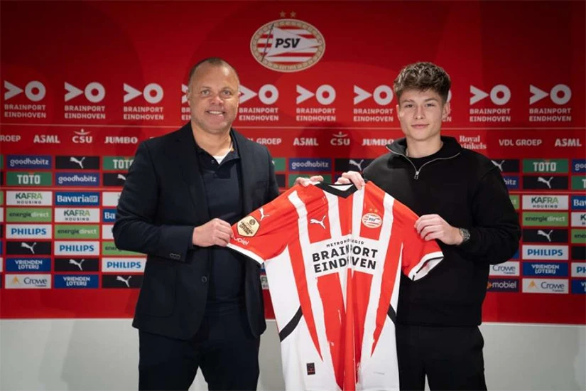 Bajraktarević potpisao za PSV